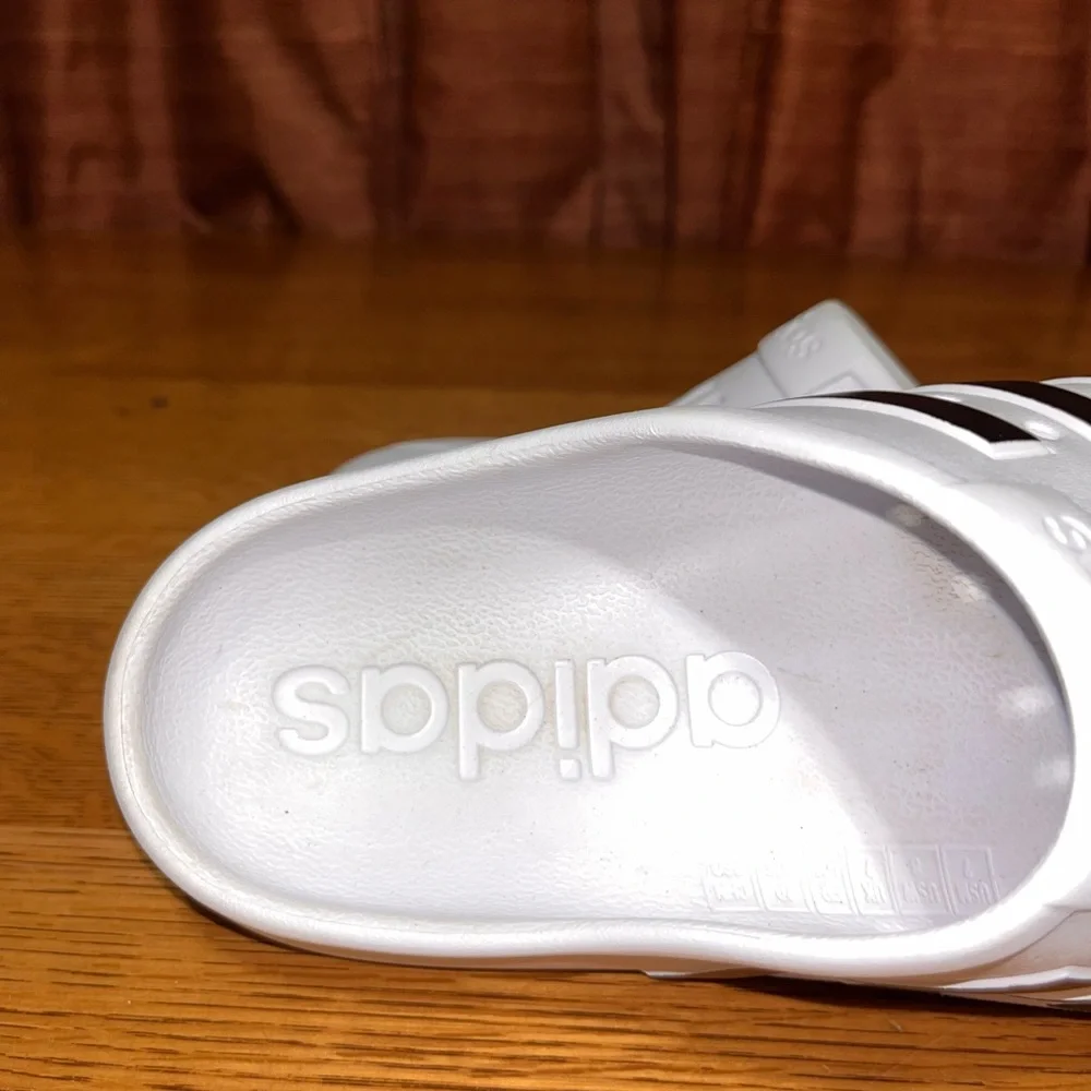 ADIDAS ADILETTE CLOG SLIDES White/Black 3 Stripes Shoes Men Sz 7 Women sz 9